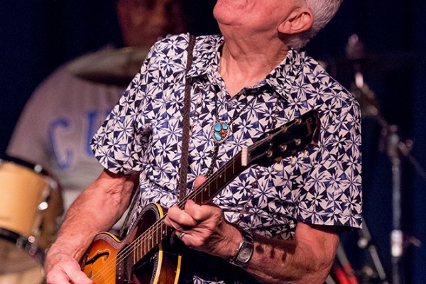 Blues-Legende John Mayall beim Konzert am 23. September 2015 im Leo Theater Ennepetal. Foto: AWi