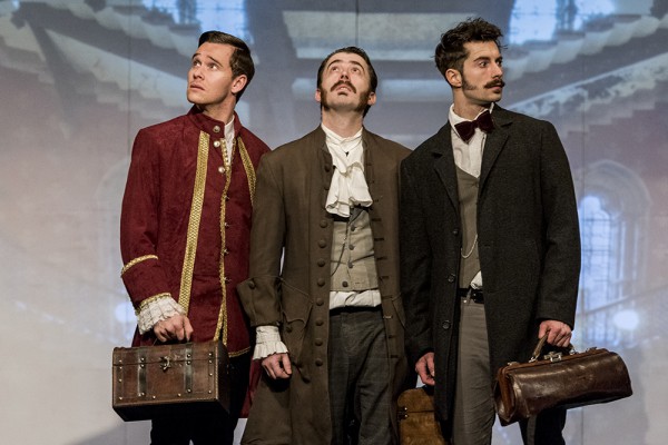 "Sherlock Holmes und der Hund der Baskervilles" feiert am Freitag, 18. März, 20 Uhr, die Premiere im Leo Theater. Foto: AWi